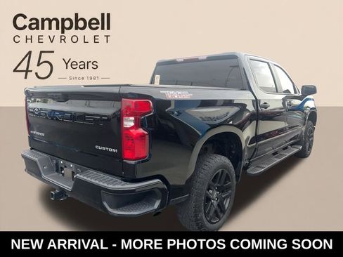 Used 2022 Chevrolet Silverado 1500 Custom Trail Boss AWD/4WD image 5