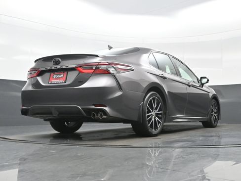 Used 2023 Toyota Camry SE w/ Protection Package (Q2) (TMS) FWD image 30
