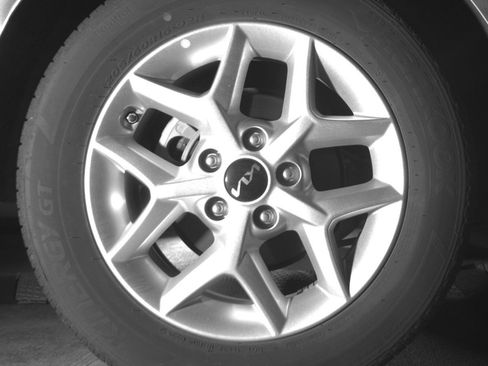 Used 2025 Kia Soul LX w/ LX Technology Package FWD image 15