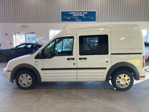 Used 2013 Ford Transit Connect XLT image 8