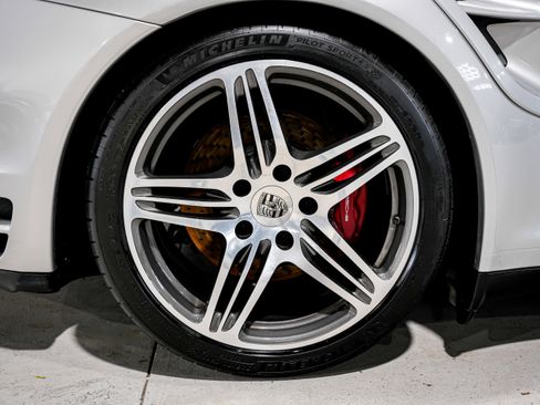 Used 2007 Porsche 911 Turbo AWD/4WD image 35