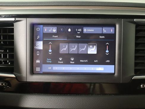 Used 2023 Chrysler Voyager LX FWD image 46