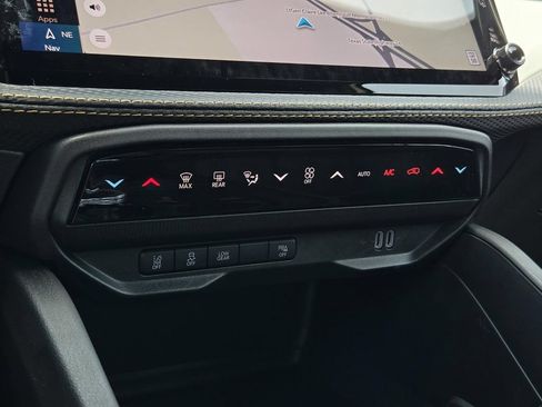 New 2026 Jeep Cherokee Limited AWD/4WD image 16