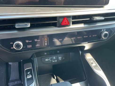 New 2026 Kia Sorento S AWD/4WD image 18