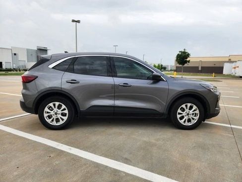 Used 2024 Ford Escape Active FWD image 4