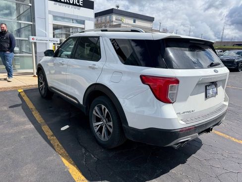 Used 2020 Ford Explorer Platinum w/ Premium Technology Package AWD/4WD image 8