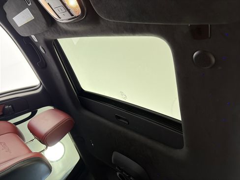 Used 2024 Dodge Durango SRT AWD/4WD image 19