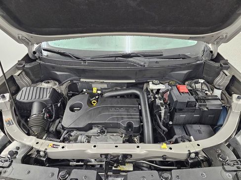 Used 2025 GMC Terrain Elevation w/ Elevation Premium Package image 9