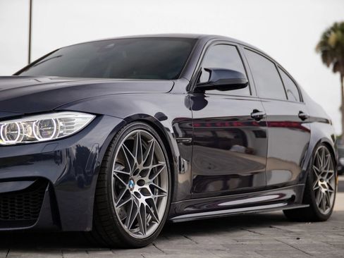 Used 2017 BMW M3 RWD image 23