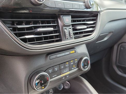 Used 2025 Ford Escape Active FWD image 10