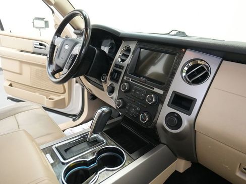 Used 2016 Ford Expedition Limited w/ Equipment Group 301A image 34