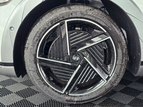 New 2026 Hyundai Ioniq 5 Limited image 11