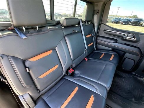 Used 2022 GMC Sierra 1500 AT4 w/ AT4 Premium Package image 22