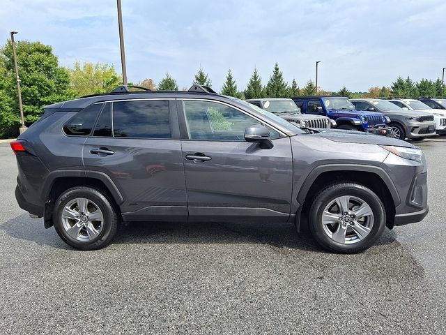 Certified 2022 Toyota RAV4 XLE w/ Convenience Package AWD/4WD image 7