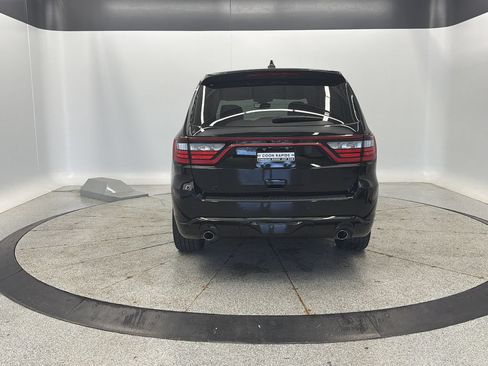 Used 2022 Dodge Durango R/T w/ Blacktop Package AWD/4WD image 4