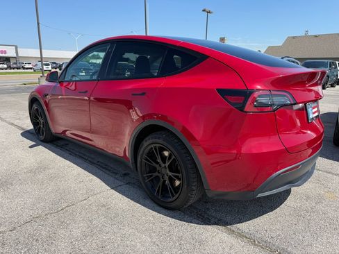 Used 2022 Tesla Model Y Long Range AWD/4WD image 24