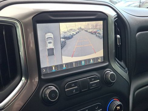 Used 2019 Chevrolet Silverado 1500 LTZ w/ LTZ Premium Package image 27