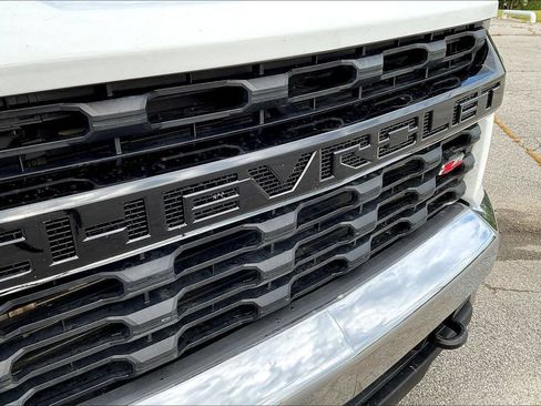 Used 2022 Chevrolet Silverado 2500 LT w/ Convenience Package AWD/4WD image 25