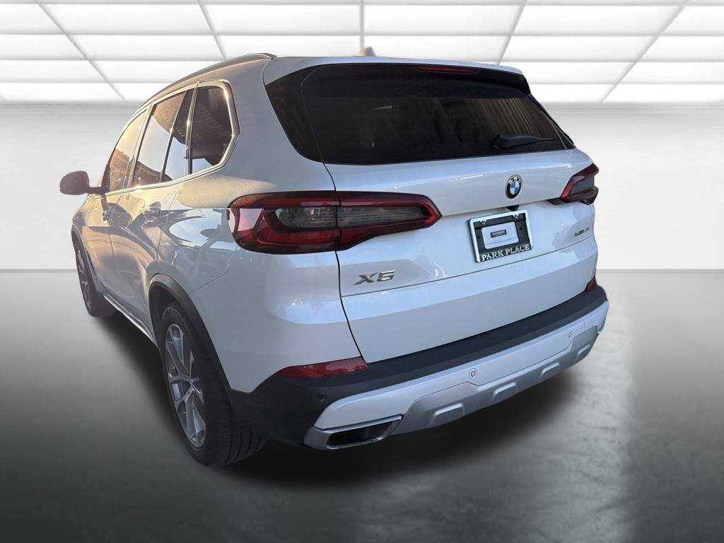 Used 2019 BMW X5 xDrive40i w/ Executive Package AWD/4WD image 4