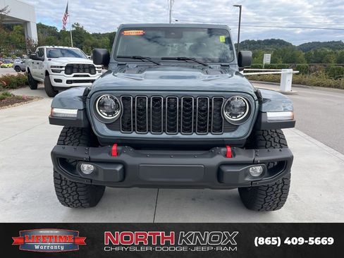 New 2025 Jeep Gladiator Rubicon image 31