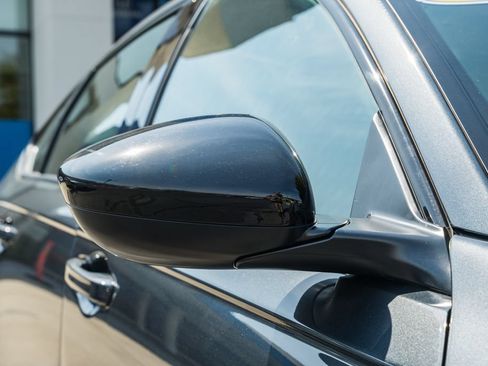 Used 2025 Honda Accord SE image 10
