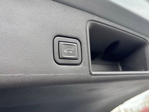 Used 2024 GMC Terrain AT4 w/ Infotainment Package II AWD/4WD image 23