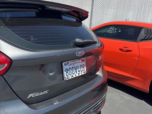 Used 2018 Ford Focus ST w/ Equipment Group 402A image 4