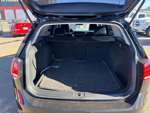 Used 2019 Volkswagen Golf Alltrack S image 14