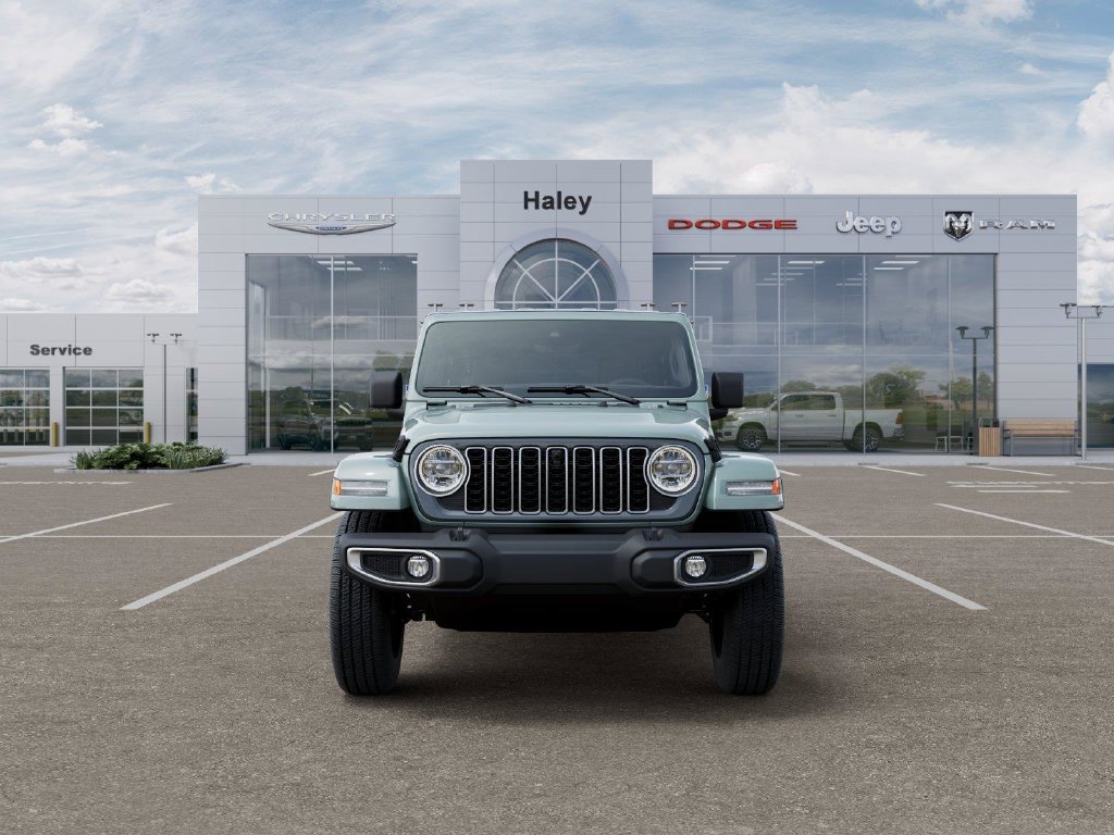 New 2026 Jeep Wrangler Unlimited Sahara w/ Rockslide Package AWD/4WD image 6