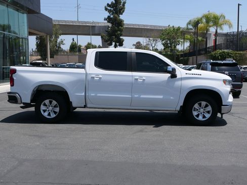 Used 2022 Chevrolet Silverado 1500 LT w/ LPO, Dark Essentials Package RWD image 2