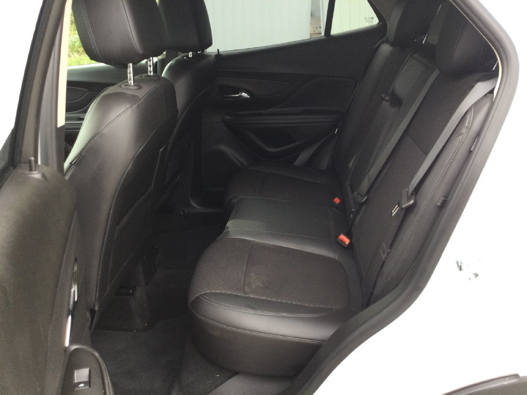 Used 2020 Buick Encore Preferred FWD image 24