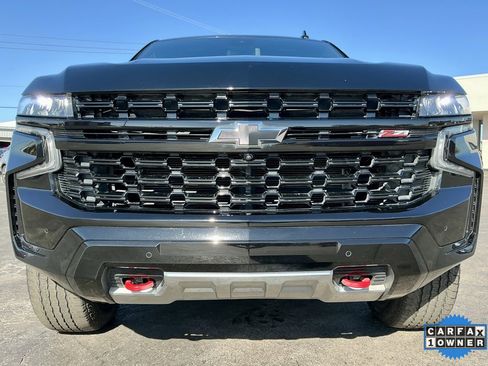 Used 2023 Chevrolet Tahoe Z71 w/ Luxury Package image 9