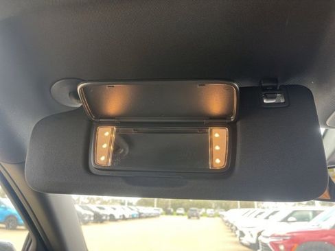 Used 2022 Chevrolet Equinox RS w/ LPO, Floor Liner Package image 37