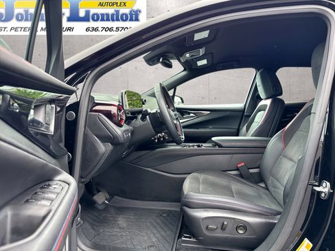 Used 2025 Chevrolet Blazer EV RS AWD/4WD image 10