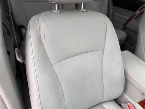 Used 2011 Toyota Highlander Limited image 51