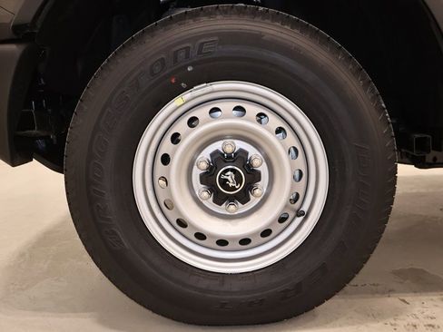 New 2026 Ford Bronco 4-Door AWD/4WD image 30
