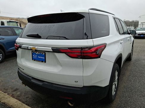Used 2023 Chevrolet Traverse LT image 4