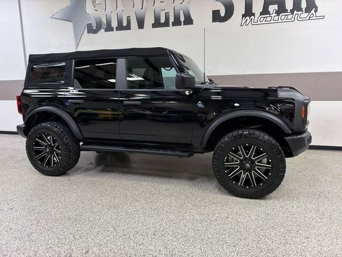 Used 2022 Ford Bronco Black Diamond AWD/4WD image 33