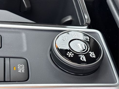 New 2025 Nissan Pathfinder SL image 28