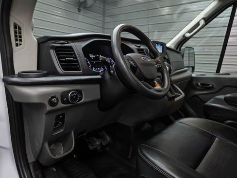 Used 2023 Ford Transit 250 Medium Roof AWD image 14