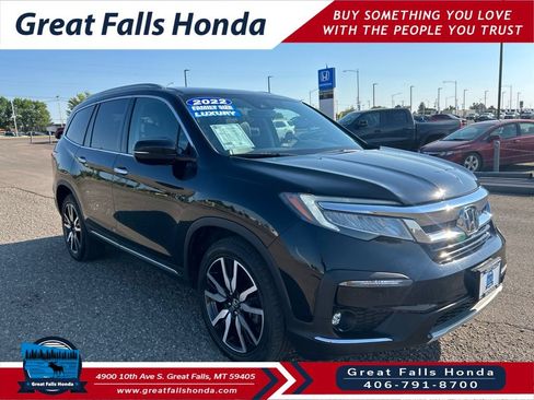 Used 2022 Honda Pilot Touring image 1