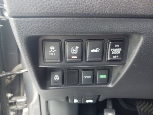 Used 2017 Nissan Rogue SV FWD image 35