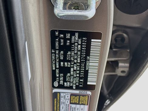 Used 2016 Kia Optima EX image 40