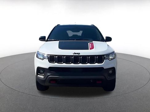 Used 2026 Jeep Compass Trailhawk AWD/4WD image 4