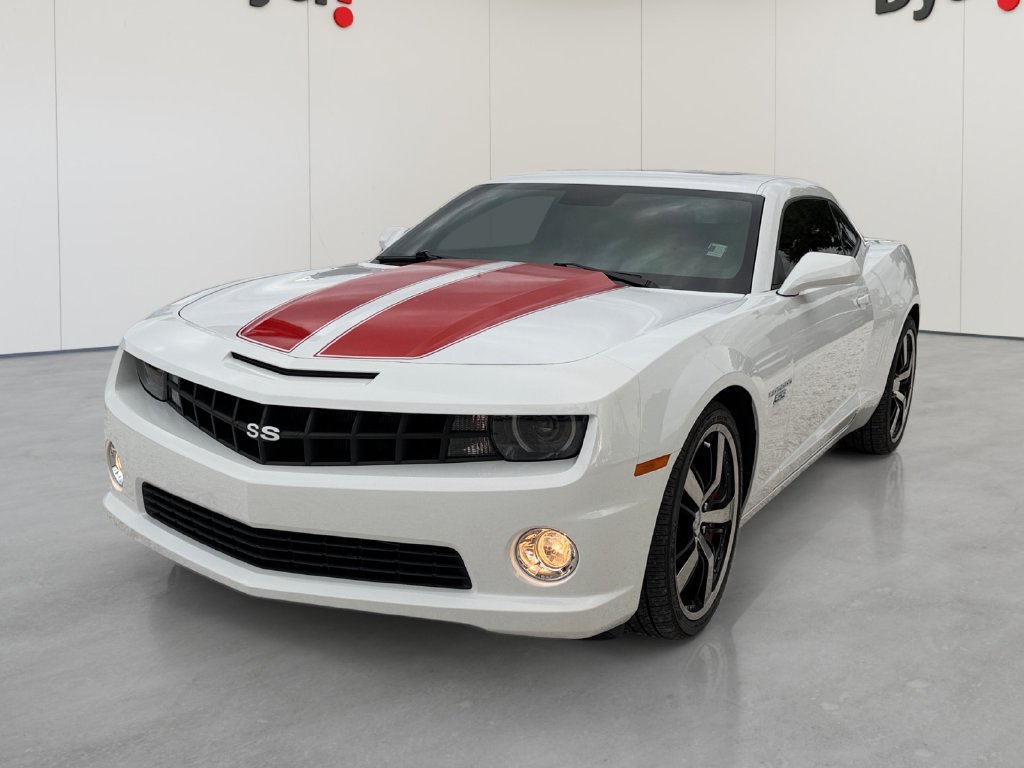 Used 2010 Chevrolet Camaro SS w/ RS Package RWD image 1