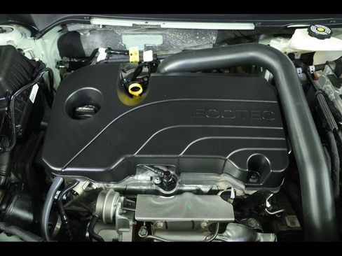 Certified 2025 Chevrolet Equinox ACTIV w/ Safety and Technology Package AWD/4WD image 22