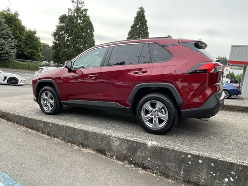 Certified 2024 Toyota RAV4 XLE w/ Convenience Package AWD/4WD image 5