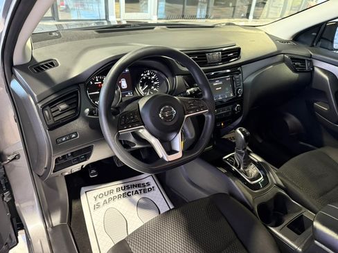 Used 2020 Nissan Rogue Sport S FWD image 30