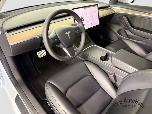 Used 2023 Tesla Model 3 Performance AWD/4WD image 9