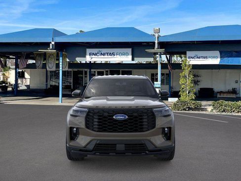 New 2026 Ford Explorer ST-Line w/ ST-Line Street Pack RWD image 6